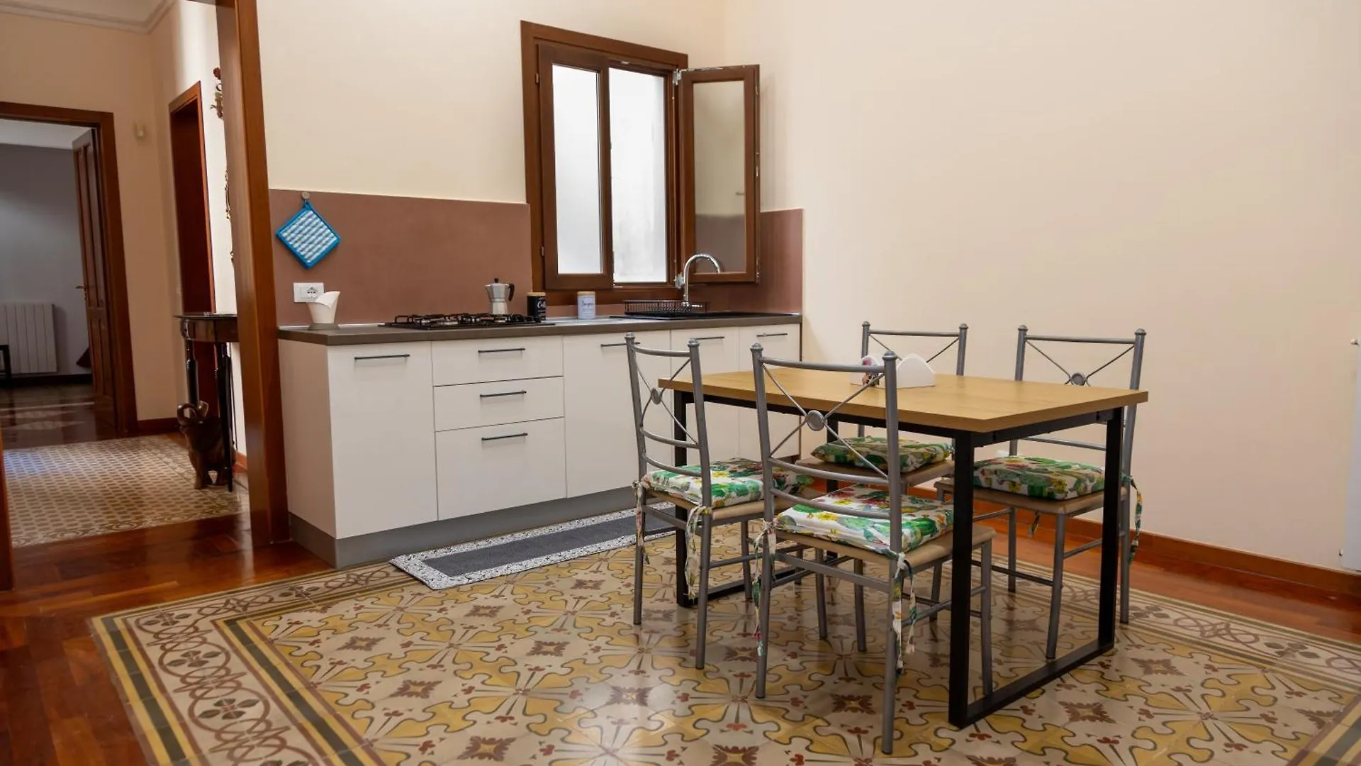 Vespri 15 Apartments Trapani 0*,  Włochy