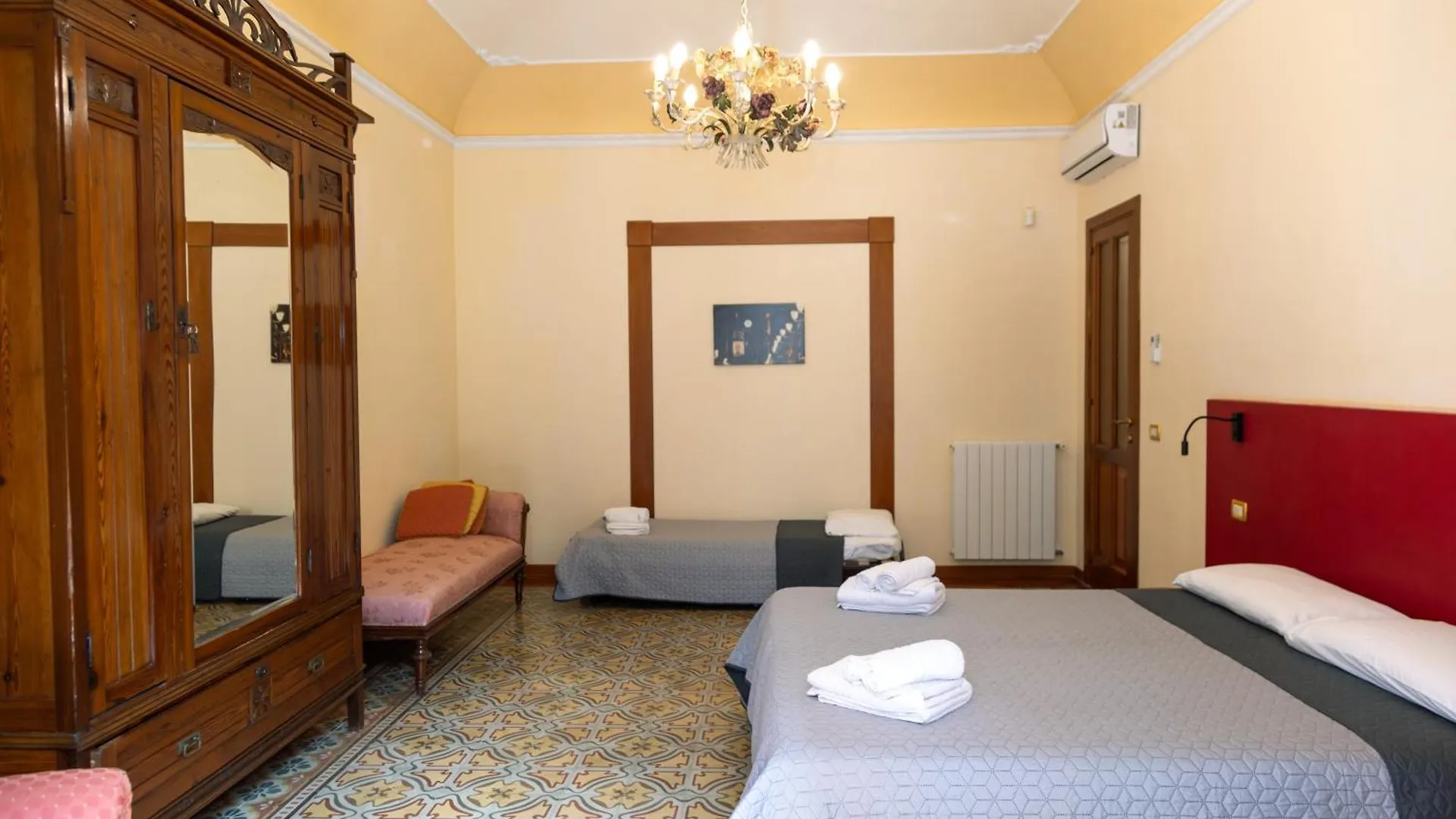 Vespri 15 Apartments Trapani Włochy